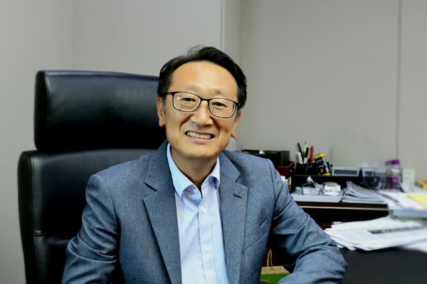 김정수 애큐온저축은행 대표이사는 "디지털 혁신을 통한 소비자중심경영으로 안정적인 경영 성과를 창출할 수 있도록 노력할 것이다”고 밝혔다. /애큐온저축은행 제공