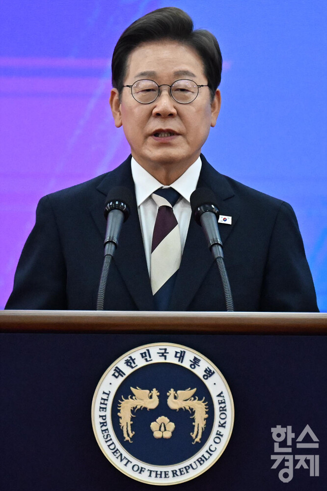 이재명 21대 대통령 당선인이 4일 서울 여의도 국회 로텐더홀에서 열린 취임식에 참석해 취임 연설을 히고 있다. / 최대성 기자 dpdaesung@sporbiz.co.kr 2025.06.04.