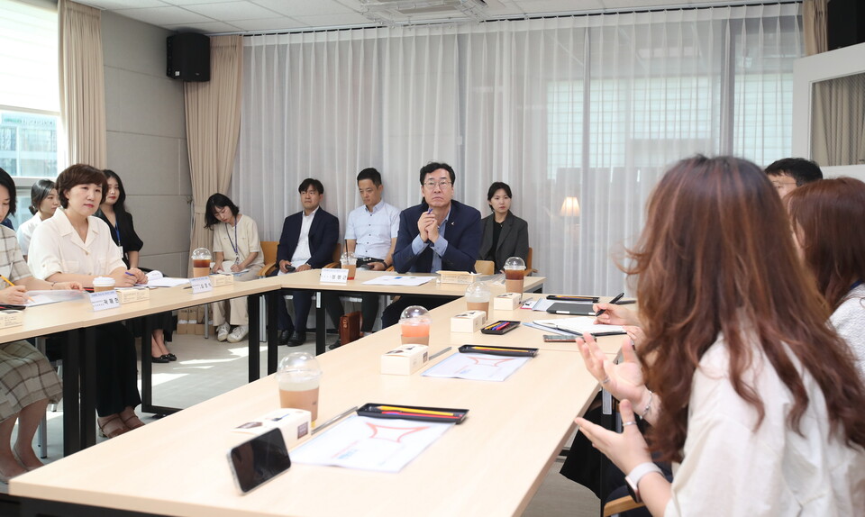 핵심 사업은 민선8기 정명근 시장의 1호 공약이자 1호 결재 사업인 ‘자살예방 핫라인’이다./ 화성특례시 제공