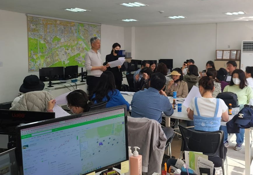 내집마련현장탐방 진행 장면. / 우대빵부동산 제공