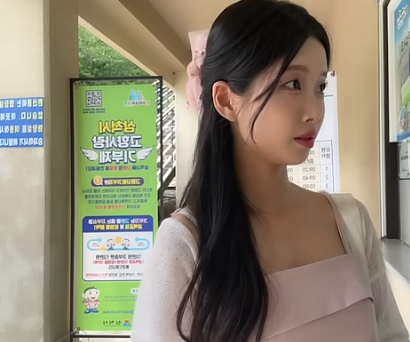 강원 삼척의 한 모노레일 매표소 직원이 환불 문의한 손님에게 욕설을 해 논란이다. /사진=유튜브 '금별' 갈무리