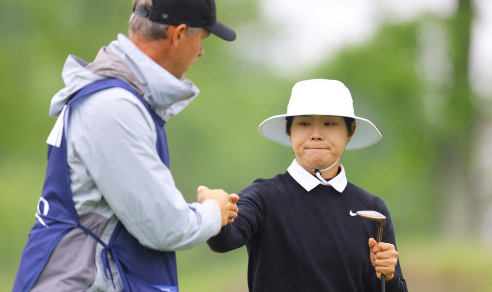 이소미(오른쪽). /연합뉴스
