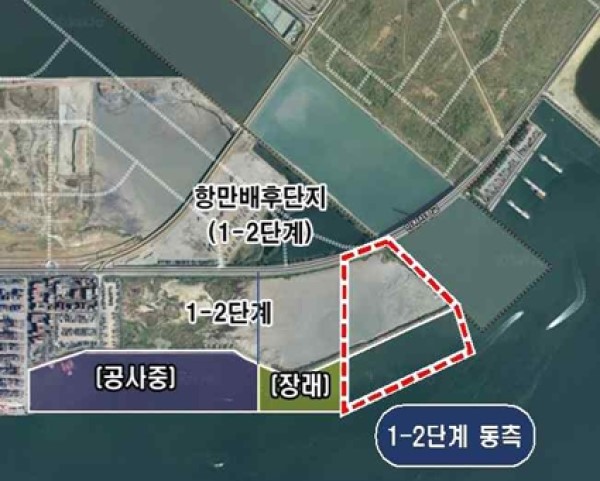 인천신항 현황도. 인천시는 인천신항 컨테이너터미널 1-2단계 동측 31만4400㎡를 해상풍력발전 배후항만으로 조성할 계획이다./인천광역시