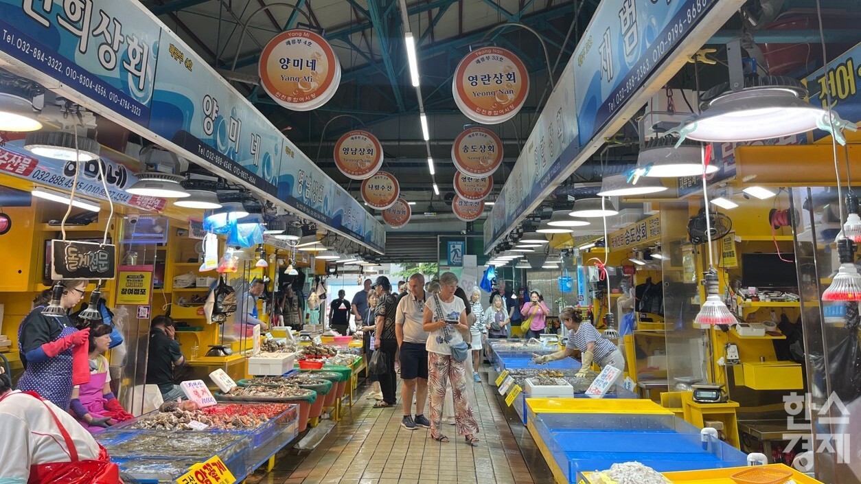 ▲어시장 (사진=인천시)