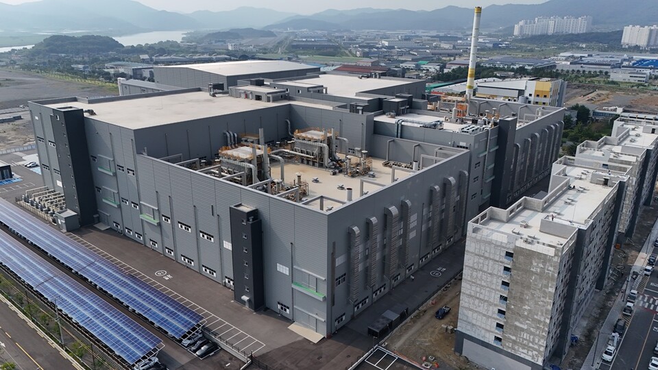 엘앤에프 대구 구지 3공장 전경./ 엘엔에프 제공