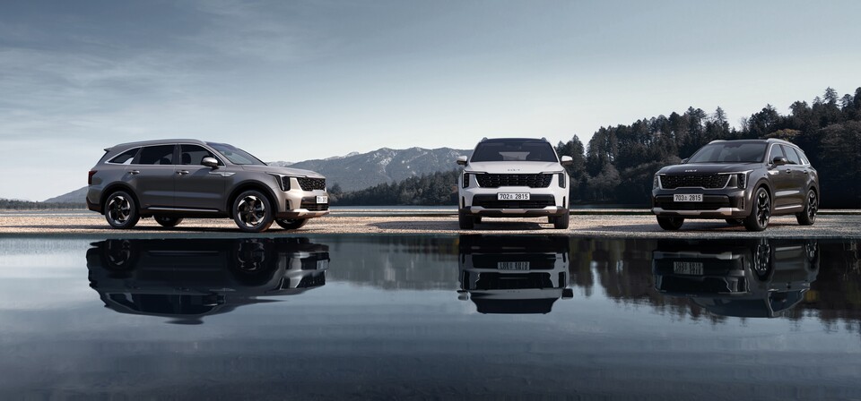 기아가 국내 대표 중형 SUV 쏘렌토의 연식변경 모델 ‘The 2026 쏘렌토’를 출시, 판매에 돌입했다./기아