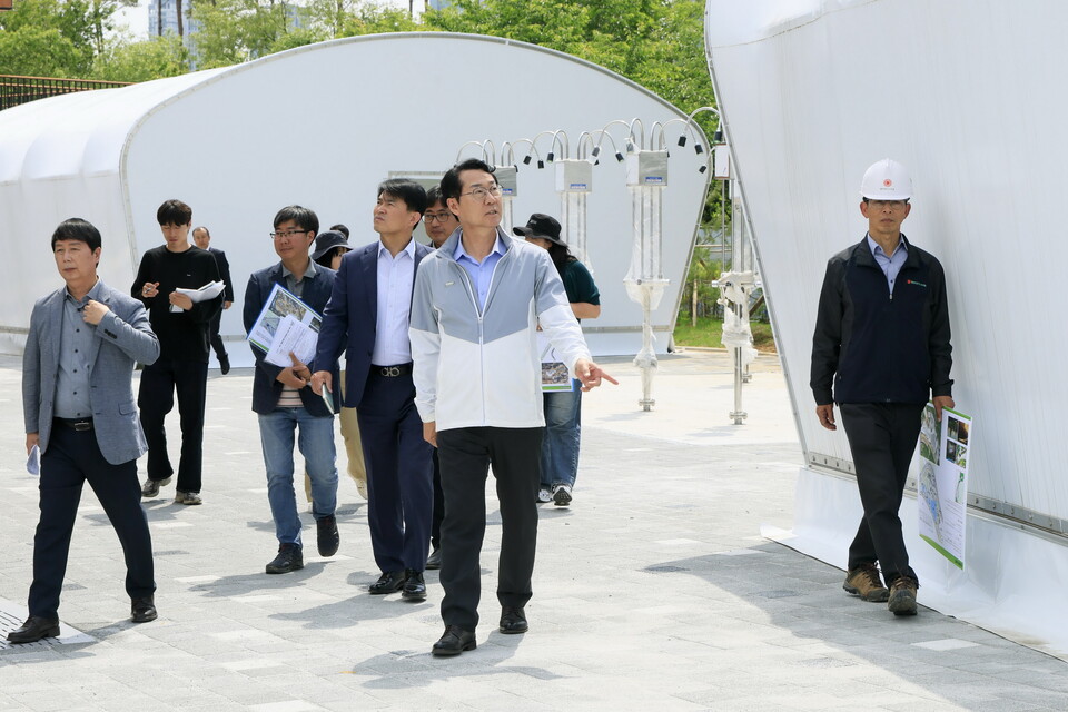 정명근 시장은 지난 5월 직접 현장을 찾아 운영 준비 상황을 점검한 데 이어 개장 전날인 18일에도 최종 점검에 나설 계획이다./ 화성특례시 제공 
