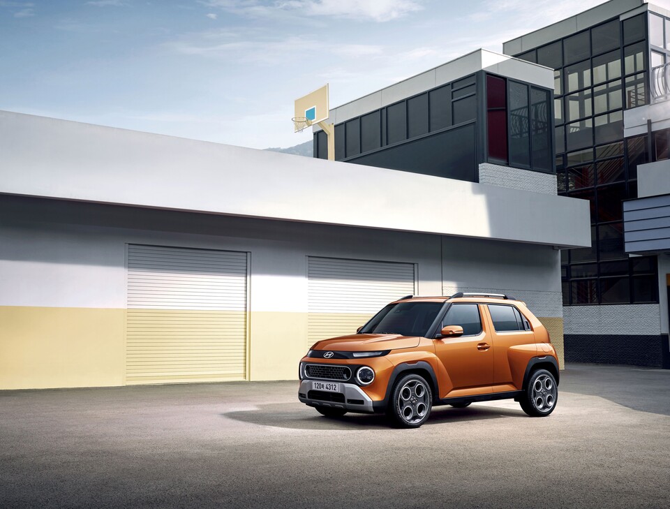 현대자동차가 엔트리 SUV 캐스퍼의 연식 변경 모델 ‘2026 캐스퍼’와 ‘2026 캐스퍼 일렉트릭’을 15일 출시하고 본격적인 판매에 돌입했다. 2026 캐스퍼 외장./현대차