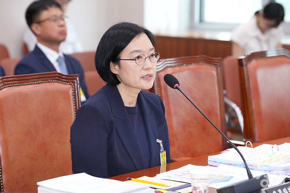 한성숙 중소벤처기업부 장관 후보자가 15일 오전 서울 여의도 국회 산업통산자원중소벤처기업위원회에서 열린 인사청문회에 출석해 의원 질의에 답하고 있다. /최대성 기자 dpdaesung@sporbiz.co.kr 2025.07.15.