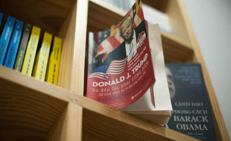 트럼프 대통령이 지니어스 법안(GENIUS Act)에 서명하자, 전문가들은 한국도 원화 국제화와 디지털 금융 허브 구축을 위한 장기 전략을 마련해야 한다고 조언했다./pexels