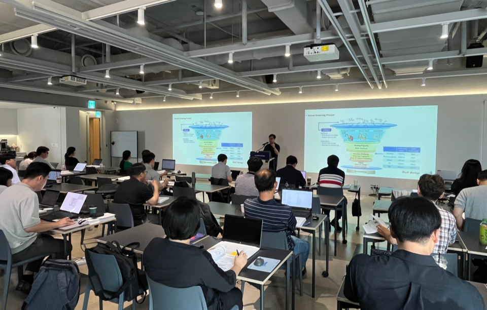 경기도 바이오 전문인력 양성사업 일환으로 진행한 ‘AI 신약개발 이론과 실습 교육’ 현장 모습./한국바이오협회 제공