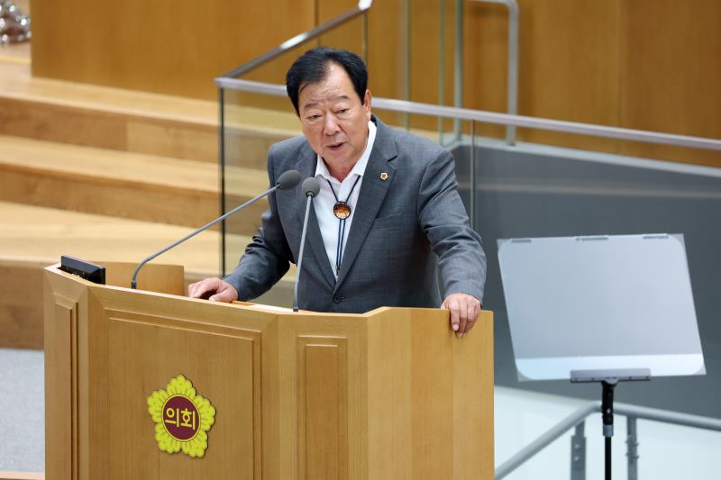 지역구인 동두천을 포함한 경기북부 지역의 소외 문제에 대해서도 목소리를 높이고 있다./ 경기도의회 제공 