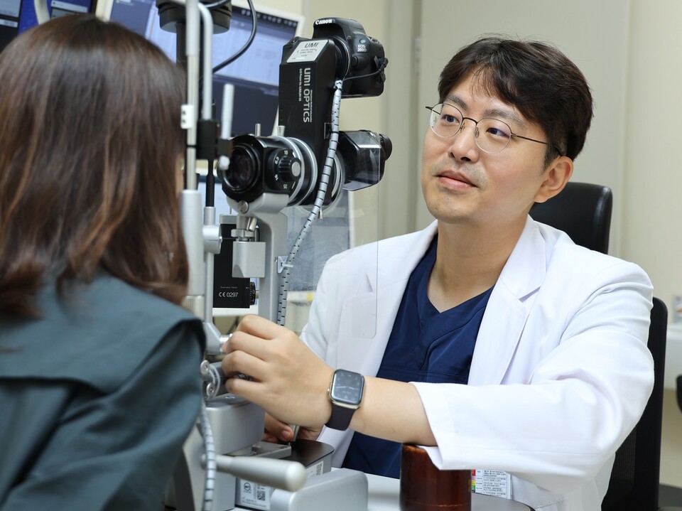 김동현 고려대학교 안암병원 안과 교수./고려대학교 안암병원 제공