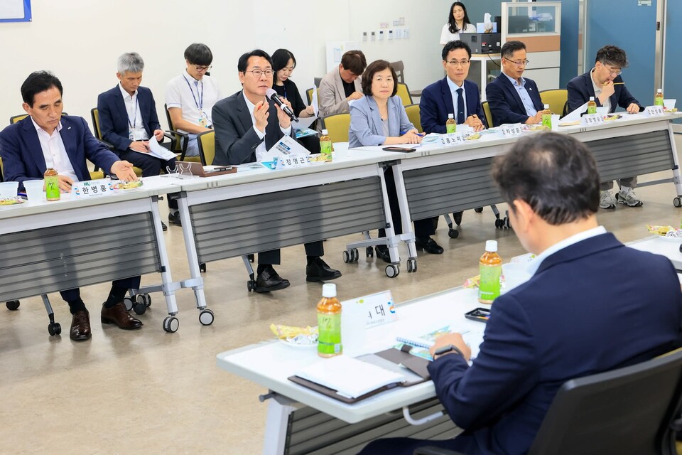 정명근 화성시장은 “종합병원 유치는 단순한 기반시설 확충이 아닌 시민의 생명권을 지키는 일”이라며, “동탄2 주민들의 오랜 숙원이자 시의 핵심 현안인 만큼, 반드시 이번 재공모를 통해 결실을 보이겠다”고 말했다./ 화성특례시 제공