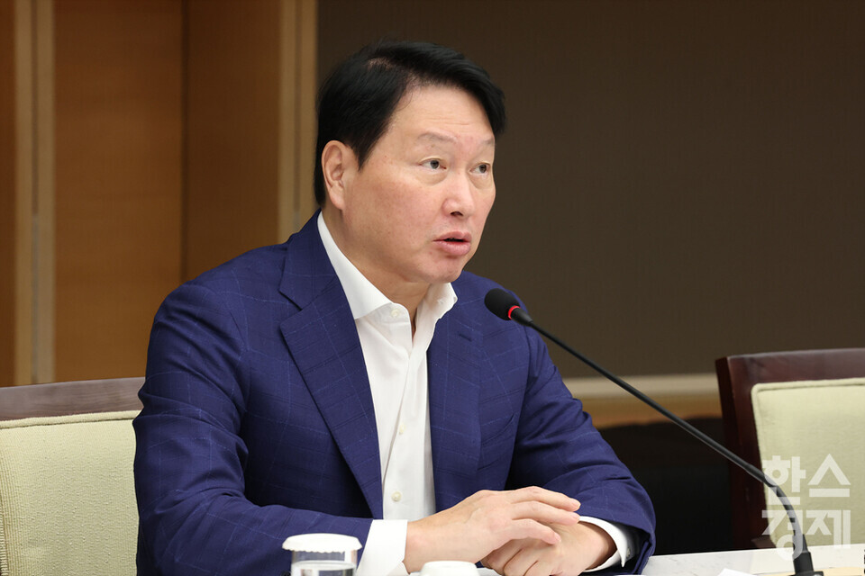 5일 오후 서울 중구 대한상공회의소에서 성장전략TF 1차 회의가 열리고 있다. 최태원 대한상의 회장이 모두발언하고 있다. /최대성 기자 dpdaesung@sporbiz.co.kr 2025.08.05.(사진공동취재)