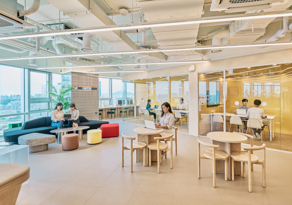 공유오피스 주요 기업들이 체계적으로 공실률을 관리해 지난해 괄목할 성과를 이룬 뒤 공격적인 전략을 취하고 있다./패스트파이브