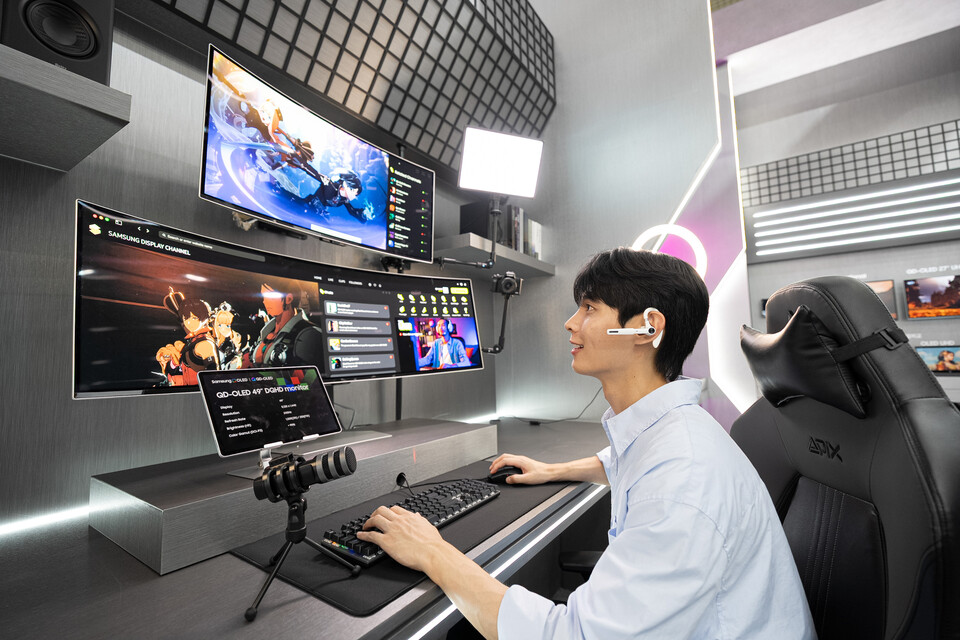 삼성디스플레이 부스 게이밍룸./삼성디스플레이