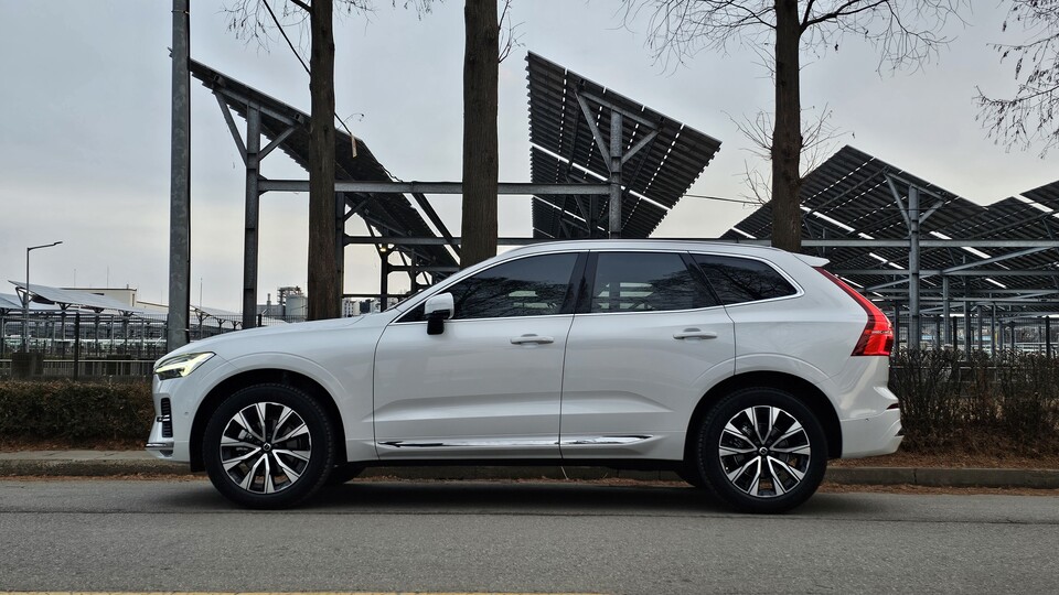 2024년형 볼보 XC60(구형 모델)의 외관 모습. / 곽호준 기자
