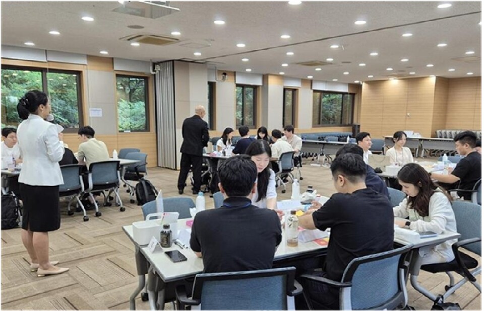 고려아연은 지난 7~8일 수석급 이하 팀원들을 대상으로 미션·핵심가치 내재화 워크숍인 ‘밸류업 투게더(Value Up To’gether)’를 진행했다./고려아연