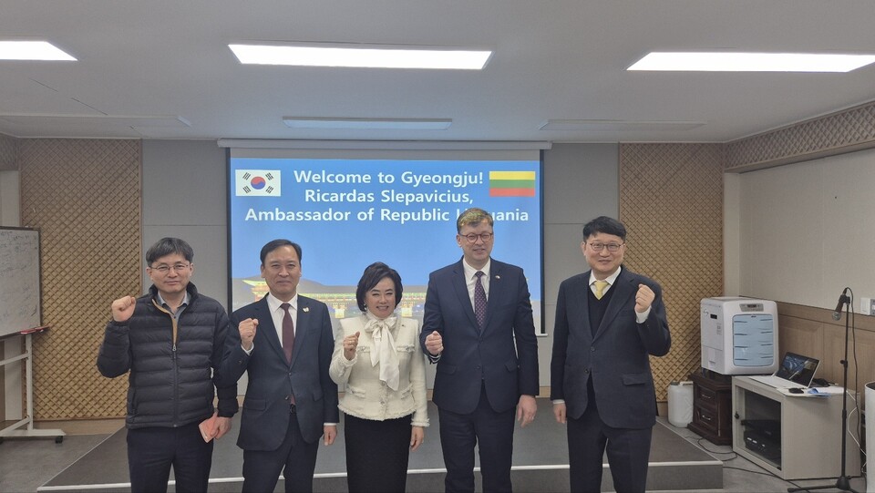 지난 3월 7일 주한 리투아니아 대사가 경주시 생활하수과를 방문. 사진=경주시 제공