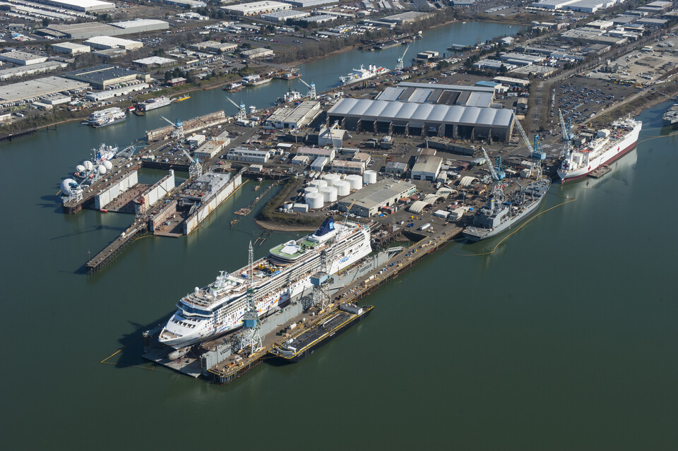 비거 마린 그룹이 운영하는 미국 오리건주의 스완 아일랜드 조선소 전경./삼성중공업