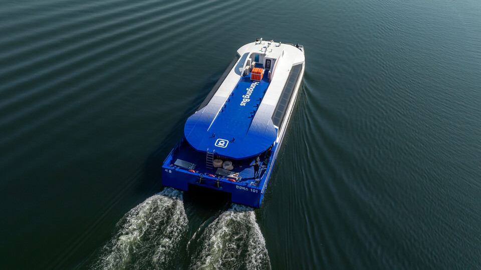 위에서 바라본 한강버스 모습. /서울관광재단 제공