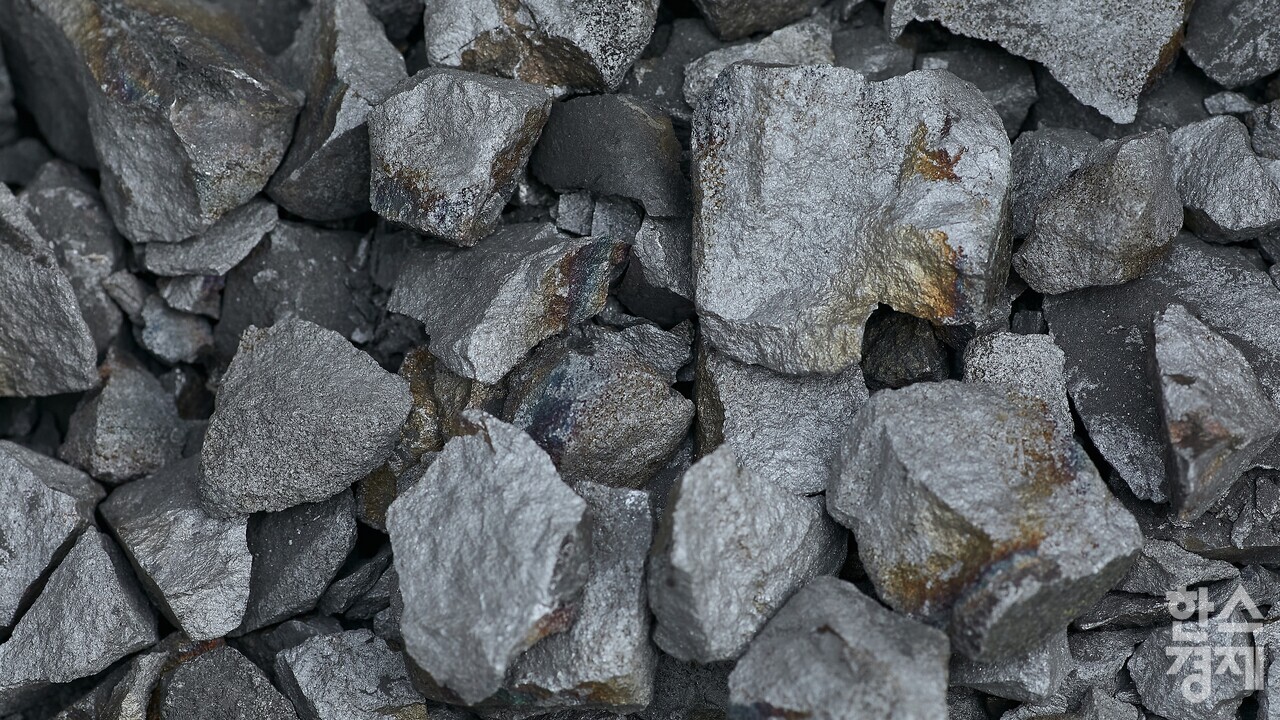 ▲페로몰리브덴 제품 (사진=하태민 기자)