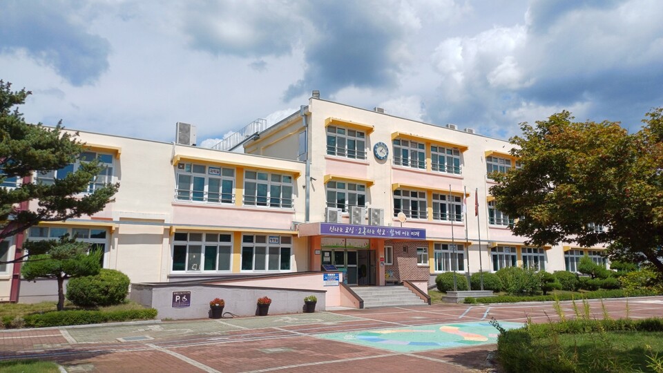 재산초 전경. 사진=봉화군 제공