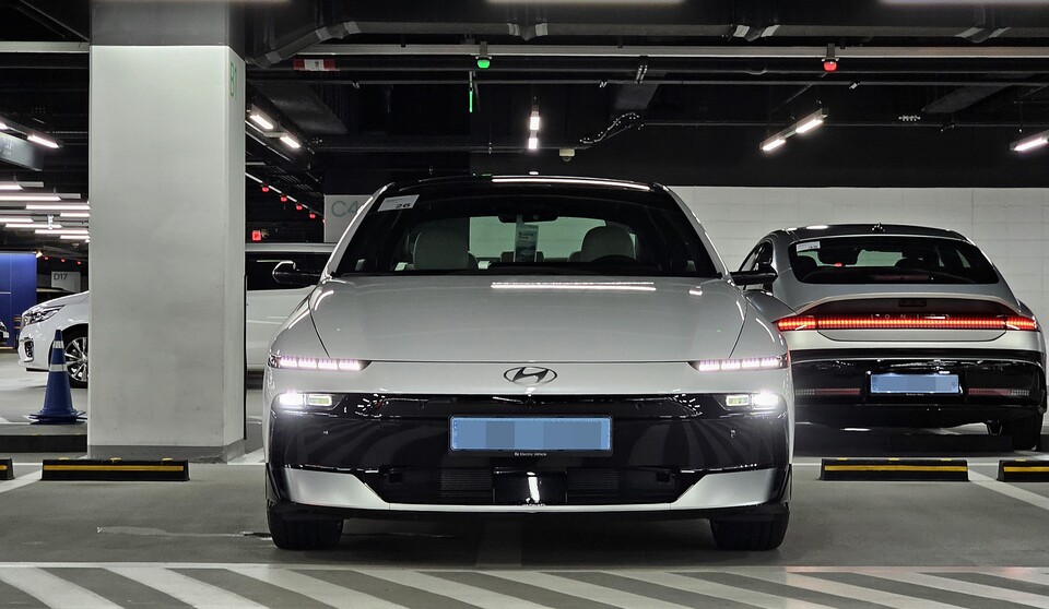 현대차 '더 뉴 아이오닉6'의 전면./ 곽호준 기자