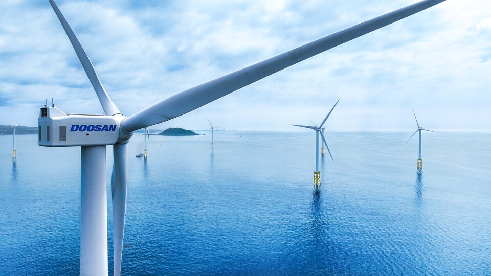 두산에너빌리티가 제주 한림읍 인근 해상에 설치한 5.5㎿ 해상풍력발전기./두산에너빌리티