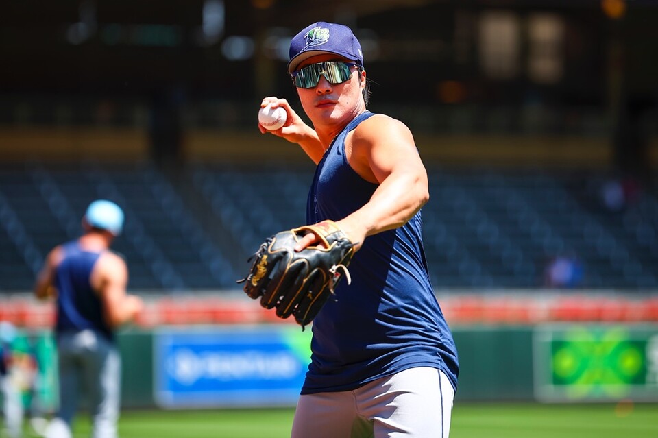 김하성이 경기 전 수비 연습하고 있다. /탬파베이 레이스 인스타그램