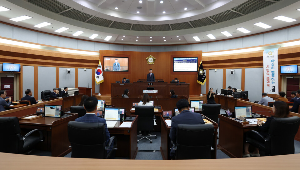 오산시의회(의장 이상복)가 3일 제296회 임시회를 열고 10일간의 의사일정에 돌입했다./ 오산시의회 제공 
