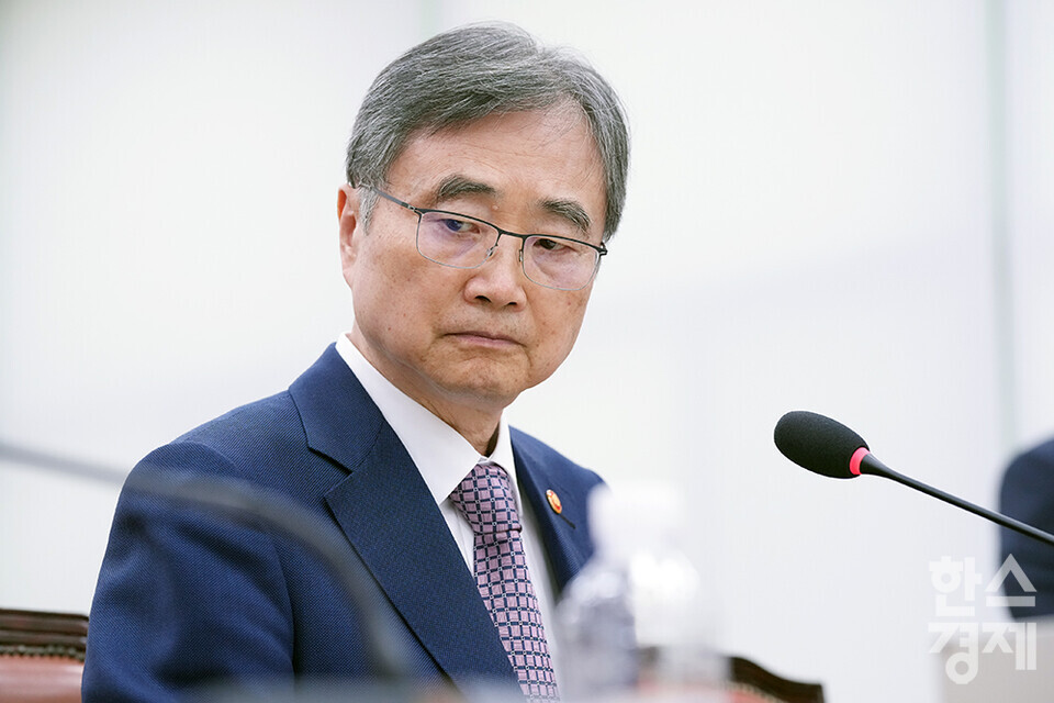 조현 외교부 장관이 8일 오후 서울 여의도 국회에서 열린 외교통일위원회 전체회의에 출석하고 있다. /최대성 기자 dpdaesung@sporbiz.co.kr 2025.09.08.