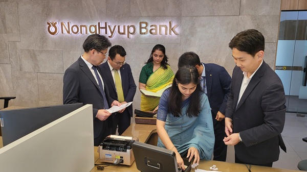 NH농협은행이 해외점포의 금융사고 발생을 미연에 방지하고 건전한 영업환경을 조성하기 위해 내부통제 강화 목적의 현장점검을 시행했다고 15일 밝혔다. /NH농협은행 제공