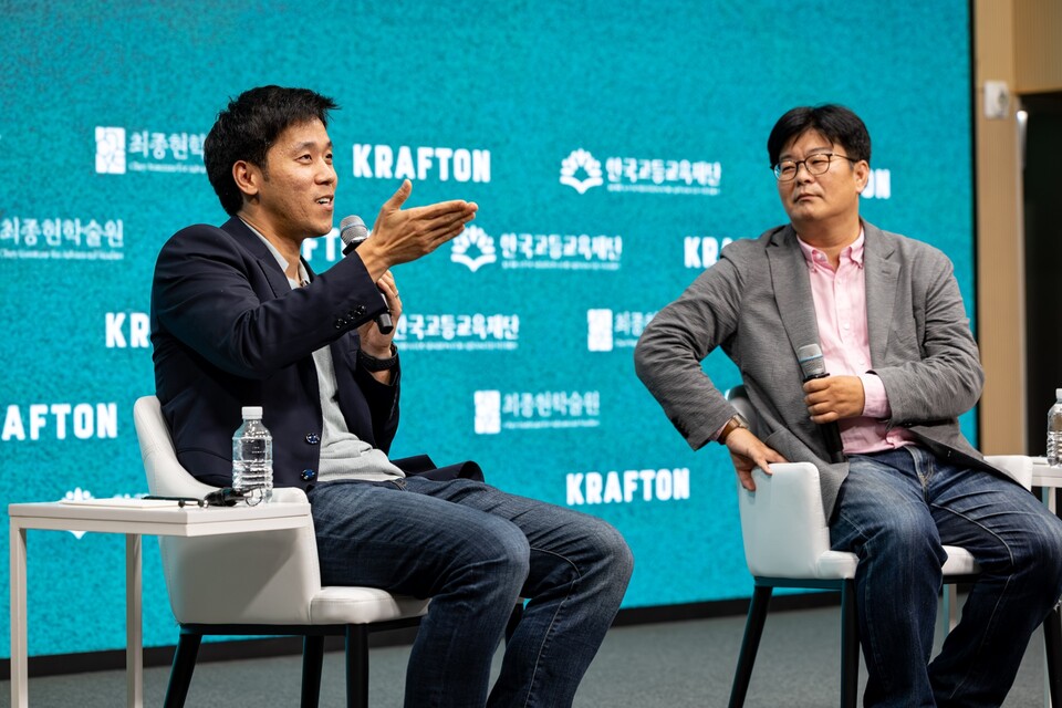 15일 서울 강남구 한국고등교육재단 빌딩에서 열린 최종현학술원·한국고등교육재단·크래프톤 공동 주최 특별 강연에서 서동진 뉴럴링크 공동 창업자가 뇌-컴퓨터 인터페이스의 미래를 주제로 강연하고 있다. / 최종현학술원