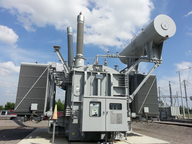 미국 송전망에 설치된 효성중공업의 765kV 초고압변압기./효성