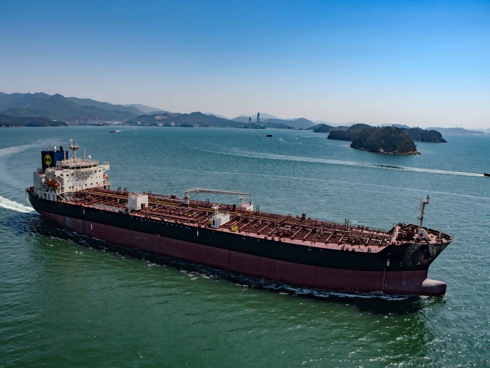 케이조선이 건조한 5만톤급 석유화학제품운반선,/케이조선