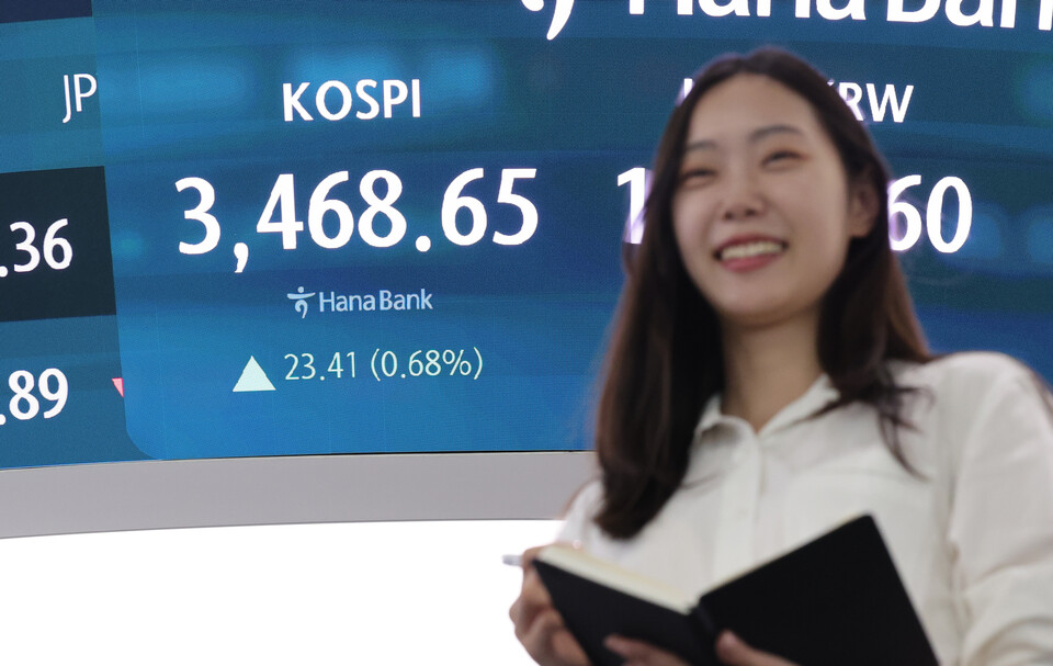 코스피가 22일 전장보다 23.41포인트(0.68%) 오른 3468.65에 장을 마쳤다. /사진=연합뉴스