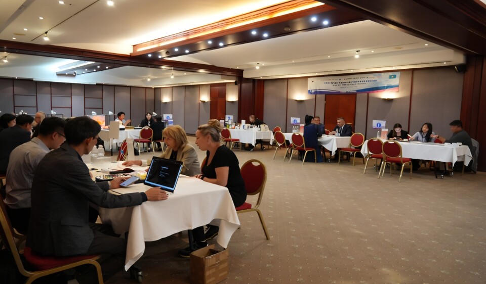 지난 16일 현지, 카자흐스탄 알마티 수출상담회 현장 모습. 사진=부산시