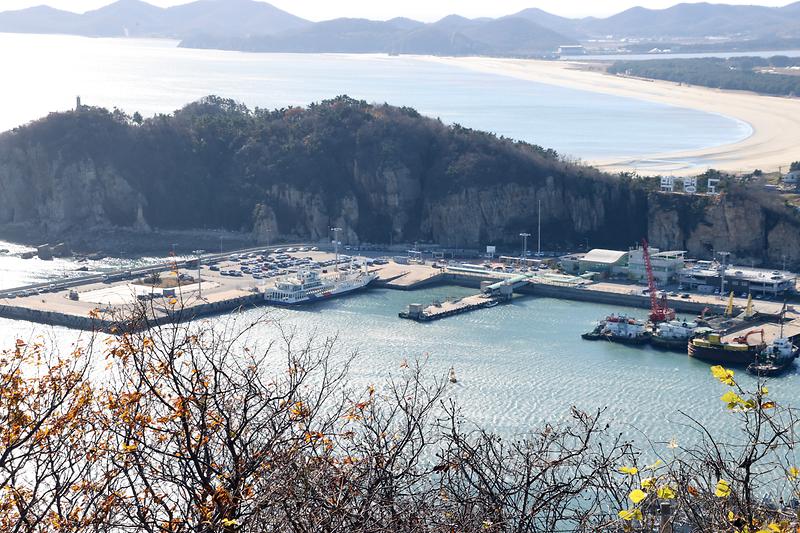 백령면 용기포신항 전경/옹진군청 제공