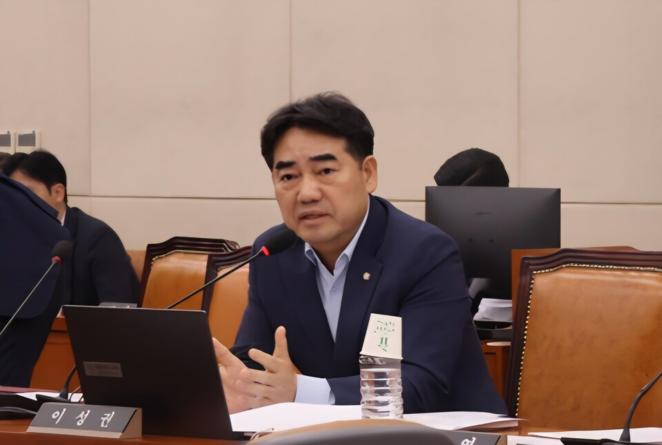 부산 사하갑 이성권 의원, 행정안전위원회 전체회의 질의 모습. 사진=이성권 의원실