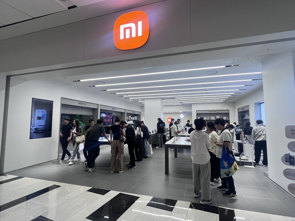 이날 매장에는 어린이부터 중장년층까지 다양한 소비자들이 몰렸다./박정현 기자