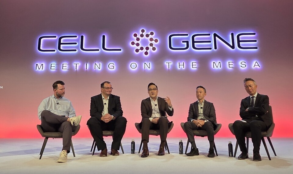이승진 메디포스트 글로벌사업본부장 겸 미국법인 대표이사가 ‘Cell & Gene Meeting on the MESA 2025’에서 패널 토론을 진행 했다./메디포스트 제공