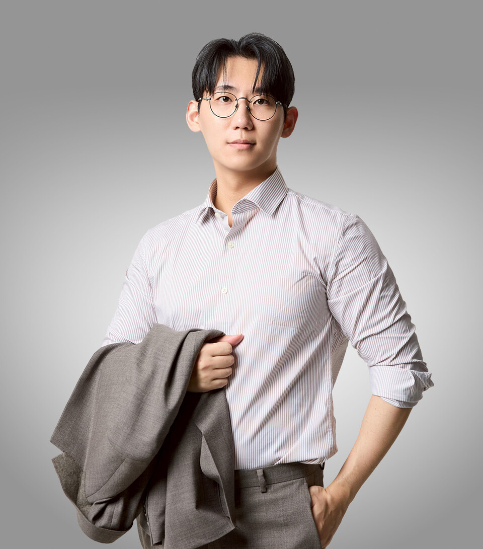 어스얼라이언스가 테크 전문 유튜버 ‘월스트리트 테크남’(월텍남)과 협업해 AI 중심 글로벌 투자 콘텐츠 확장을 본격화한다./어스얼라이언스