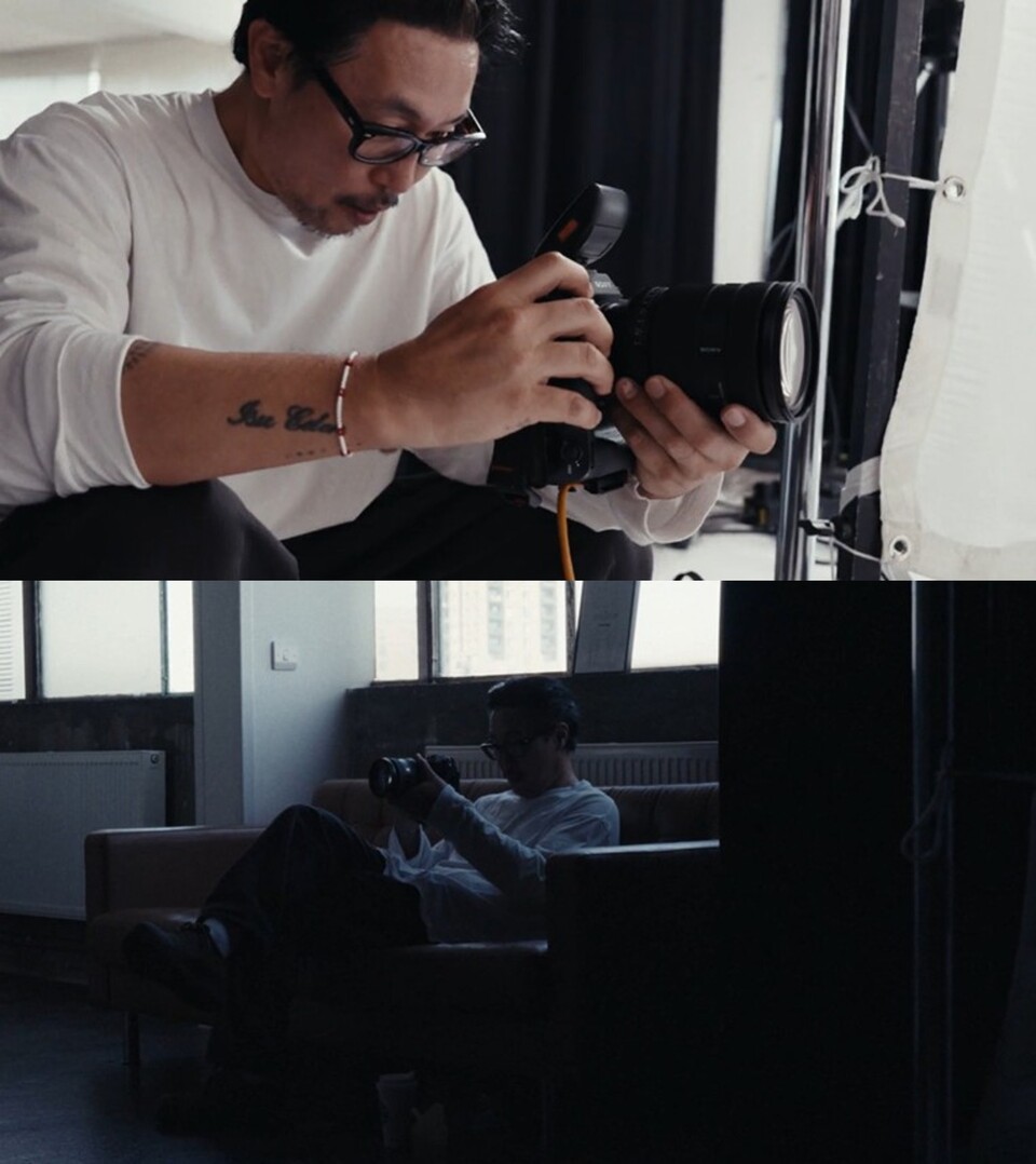 소니코리아가 패션 포토그래퍼 홍장현 작가와 풀프레임 플래그십 미러리스 카메라 ‘Alpha 1 II’가 함께한 신규 광고 캠페인 영상을 공개했다./소니코리아