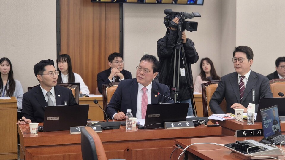 국정감사에서 발언하는 송석준 국민의힘 의원./송석준 의원 페이스북