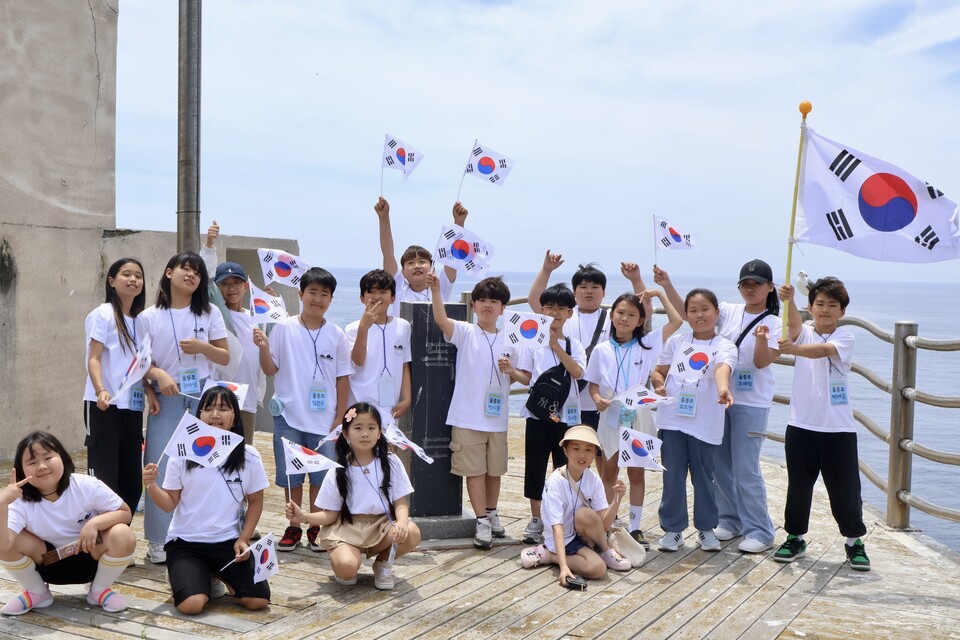 ‘도전! 꿈 성취 인증제 한마당’ 개최, 우리 땅 독도지킴이 활동 모습. 사진=경북교육청