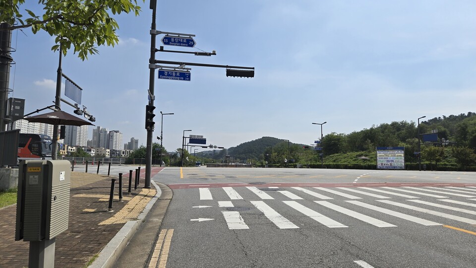 전문가들은 이번 사안에 대해 “화성시가 법적 근거를 갖춘 절차를 진행 중인 점과, 오산시의 생활권 우려 모두 타당성을 갖는다”며 “지자체 간 중재기구를 구성해 교통대책, 안전대책을 공동으로 마련하는 광역적 협력 모델이 필요하다”고 조언했다./ 김두일 기자