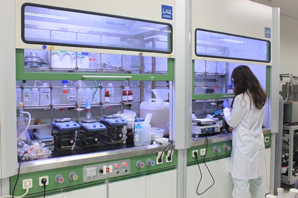 항체-약물 접합체(ADC) 시장에서 앱티스(대표 한태동)가 독자적인 ‘앱클릭(AbClick)’ 기술을 기반으로 연이어 글로벌 무대에 오르고 있다. /앱티스 제공