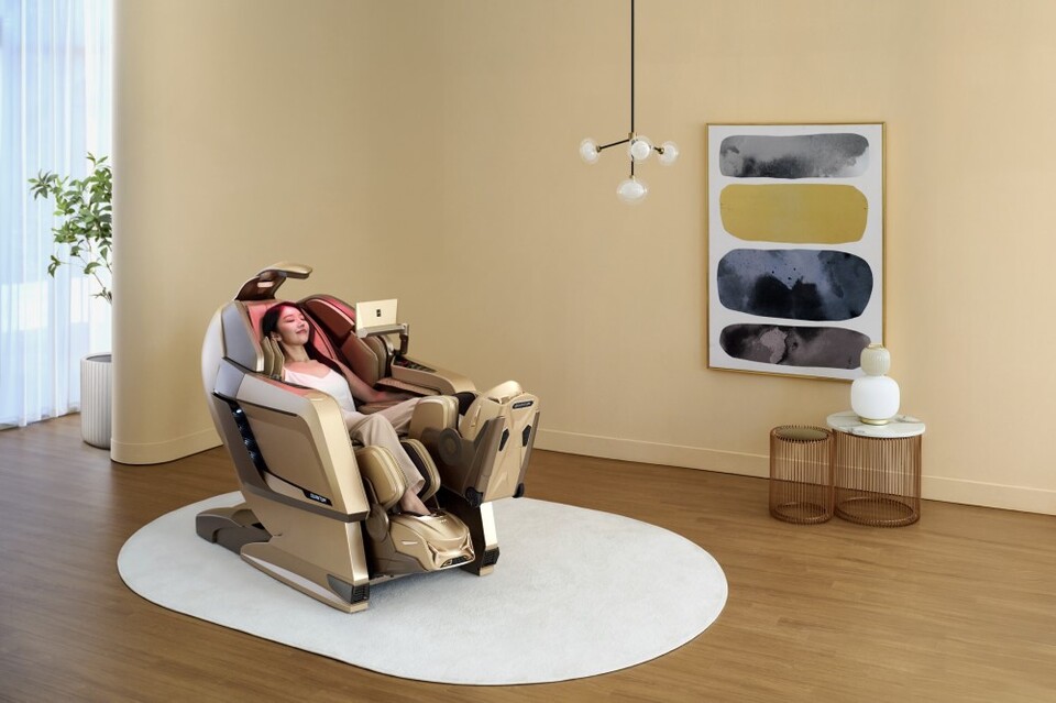 바디프랜드 에스테틱 헬스케어로봇 '퀀텀 뷰티캡슐'./바디프랜드